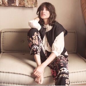 Summum Flat Front Elasticized Waist and Ankle Pants